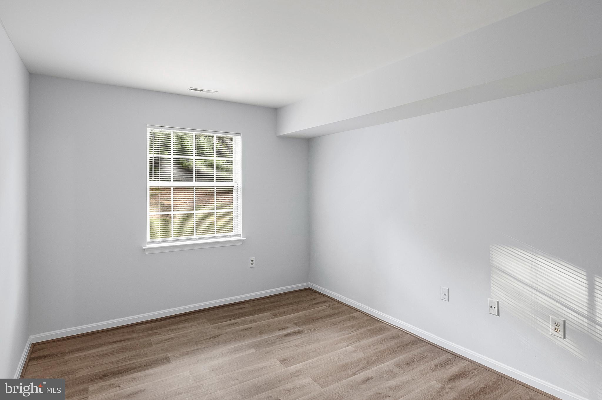 VILLAGE OF MONTGOMERY RUN - Residential
