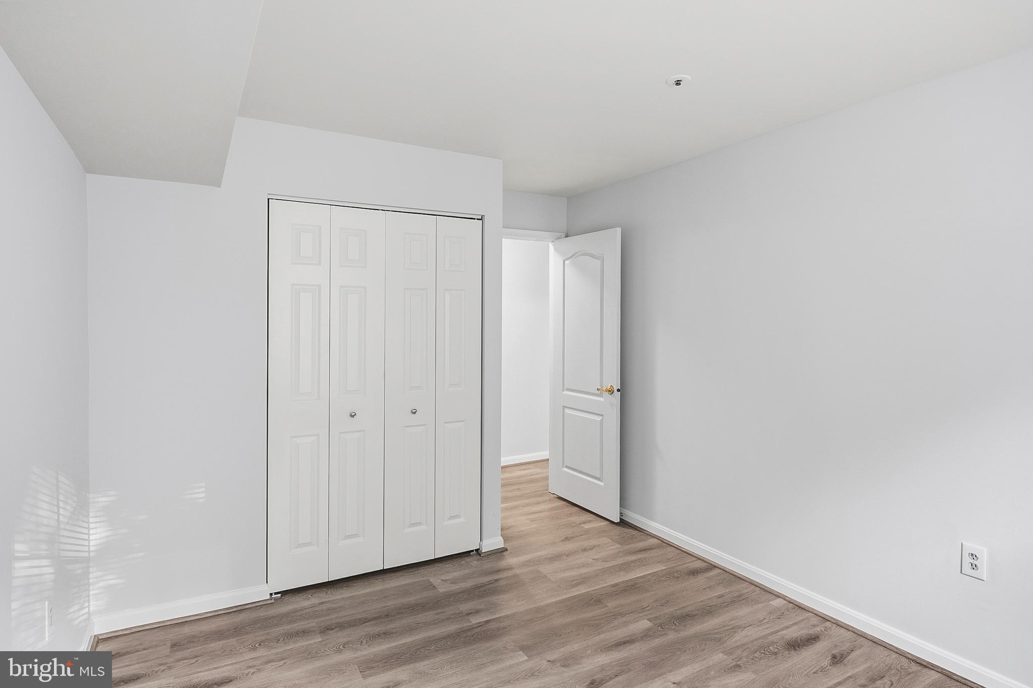 VILLAGE OF MONTGOMERY RUN - Residential