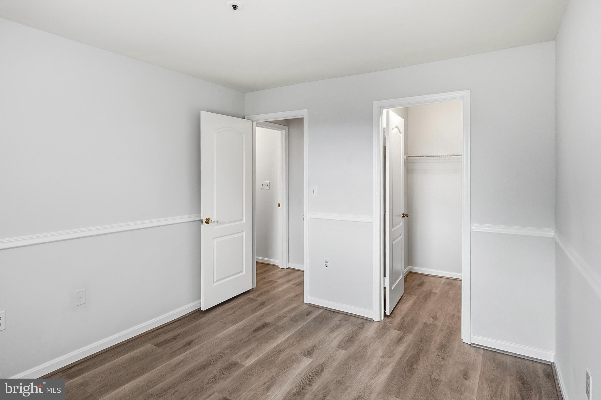 VILLAGE OF MONTGOMERY RUN - Residential