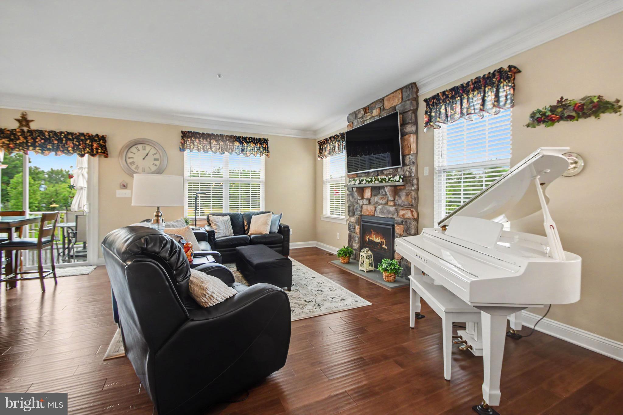 COLEBROOK - Residential