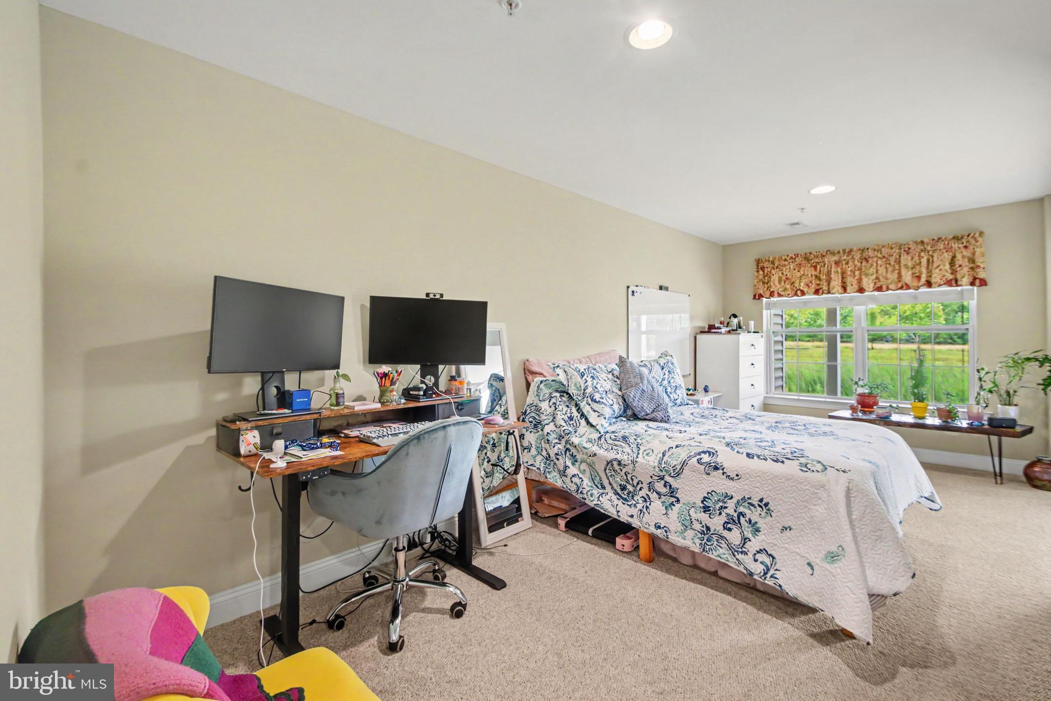 COLEBROOK - Residential
