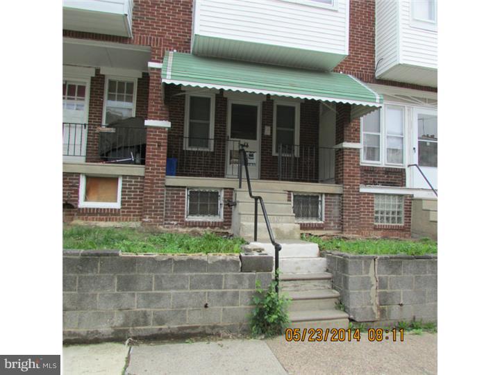 3 bedroom Air lite home offers open front porch. Located on the 1st floor is living room, dining room and an updated kitchen. 2nd floor has 3 bedrooms and a full hall bath. Small rear yard and 1 car garage. Property is clean and move-in ready.  Call for more details.
