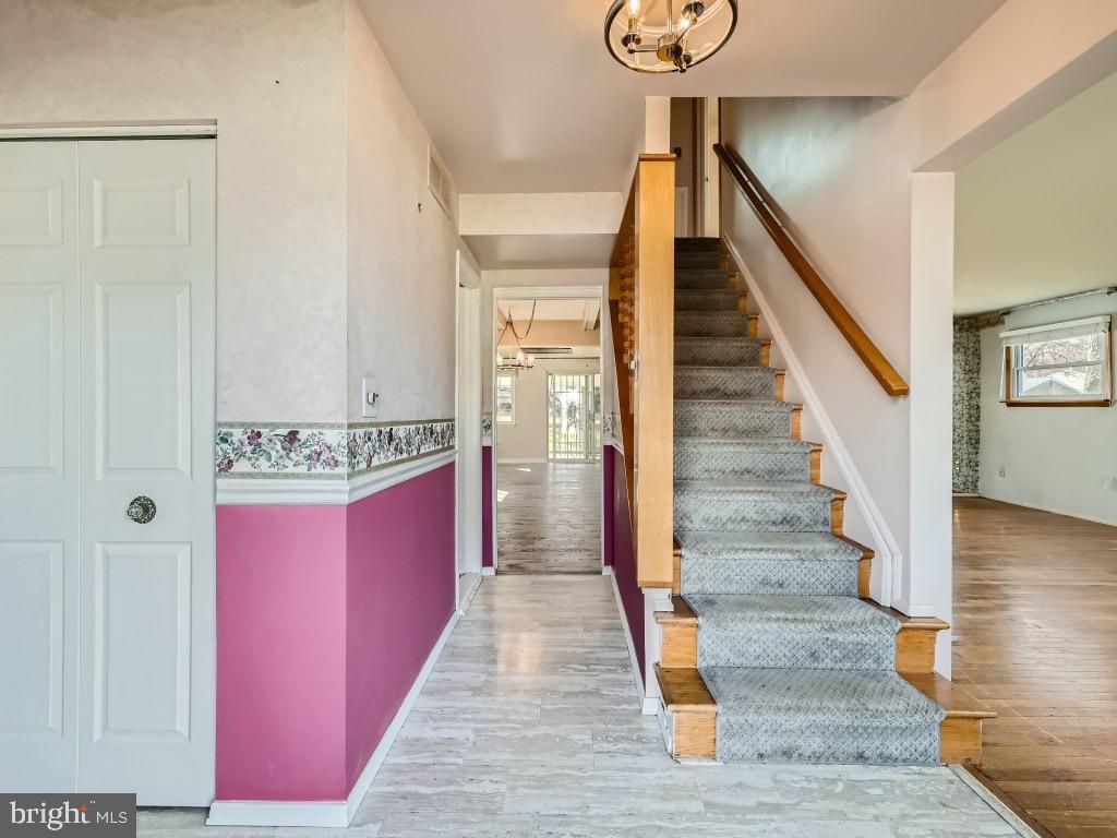 THE HIGHLANDS - Residential
