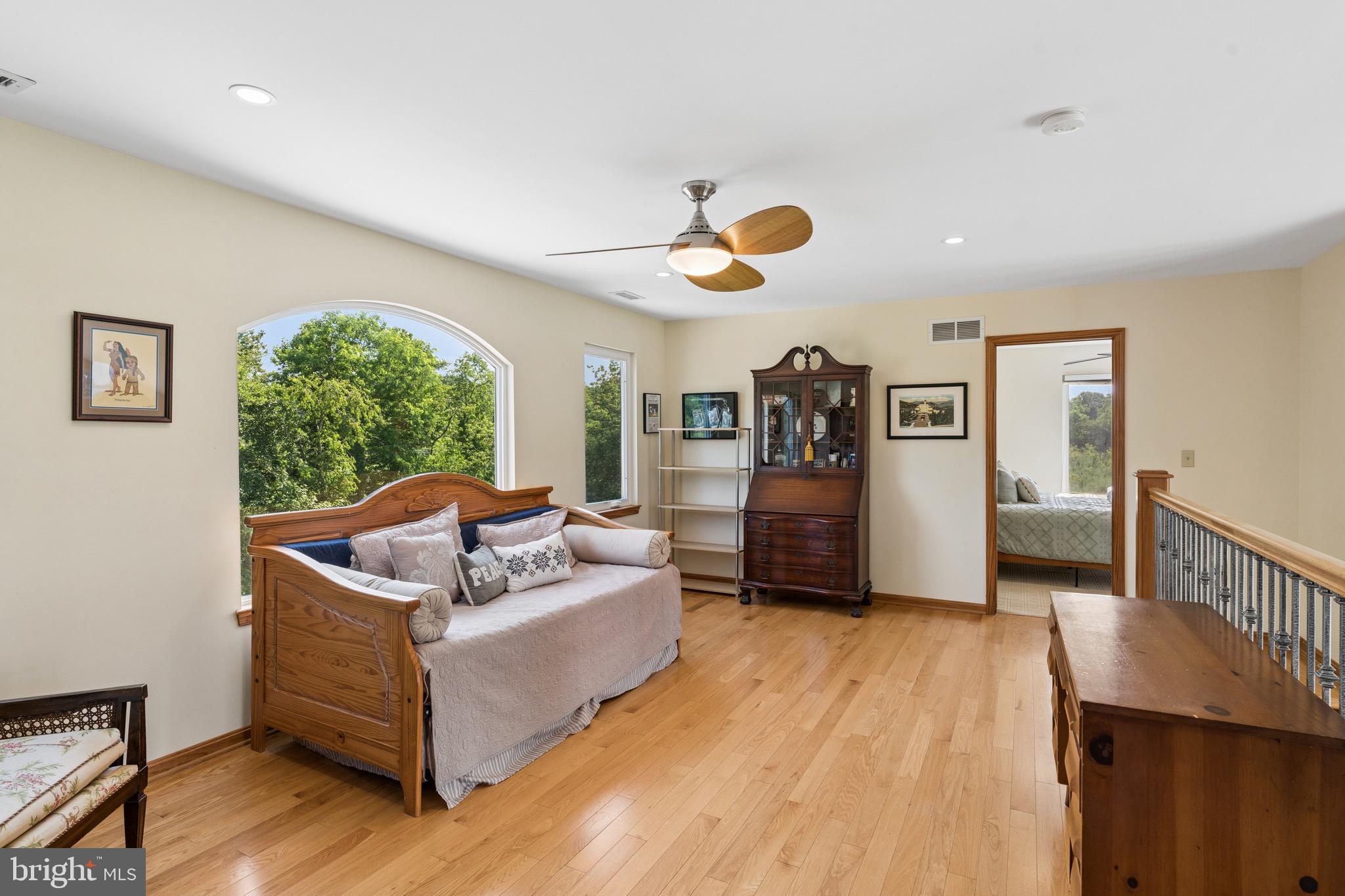 CHESAPEAKE HAVEN - Residential
