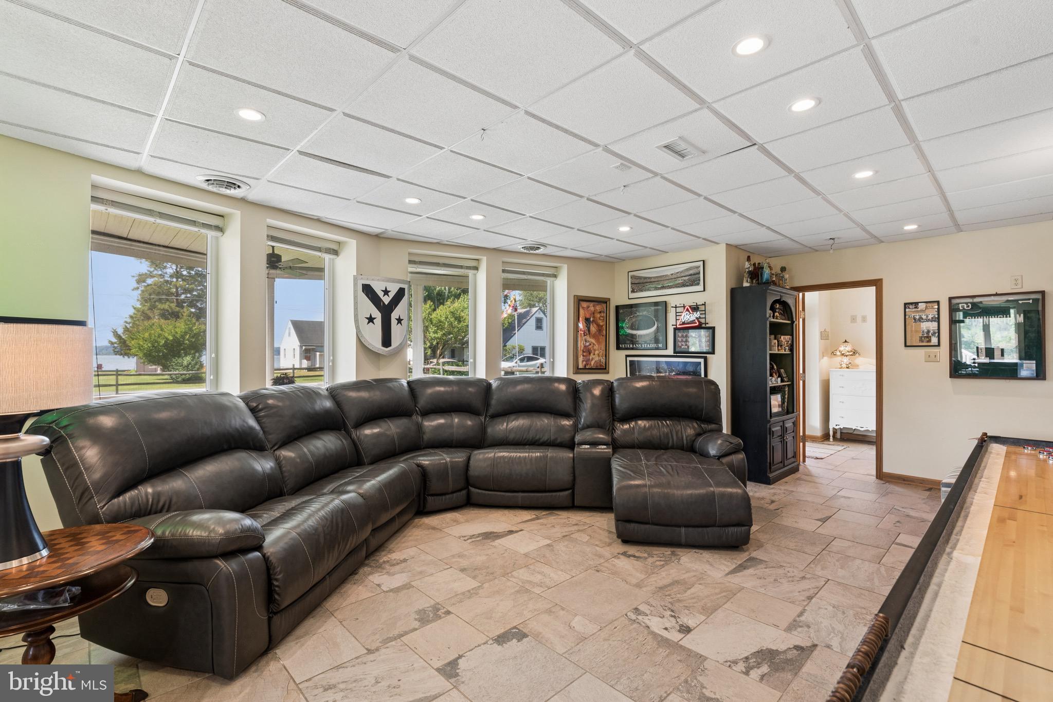 CHESAPEAKE HAVEN - Residential