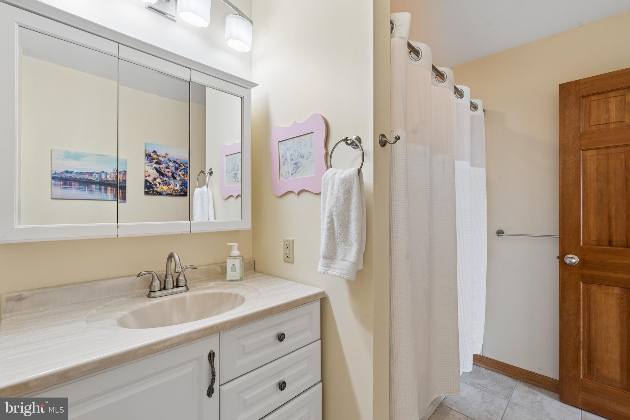 CHESAPEAKE HAVEN - Residential