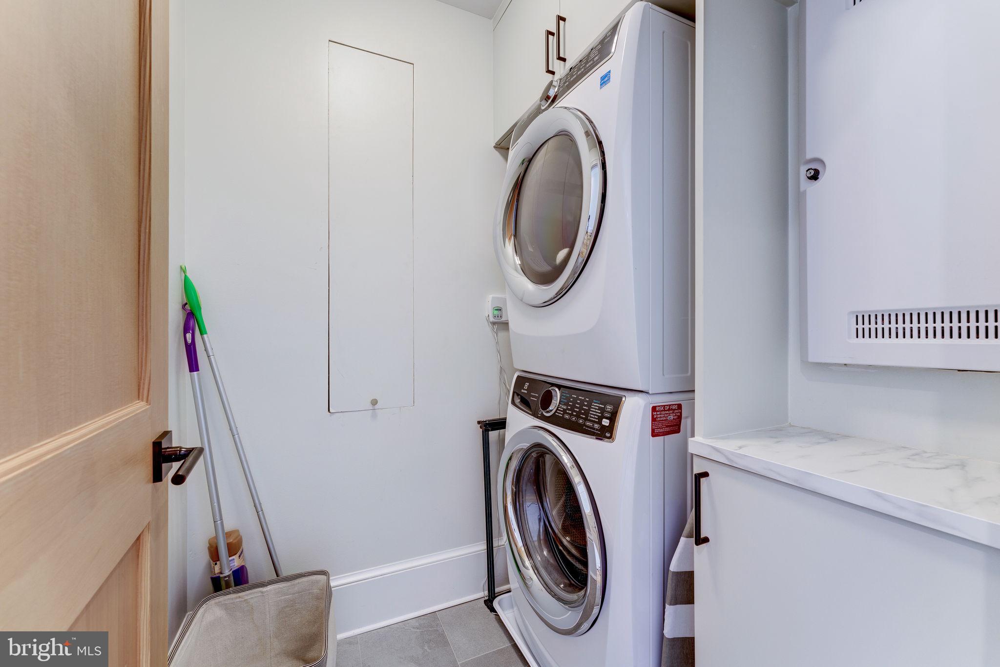 LOGAN CIRCLE - Residential