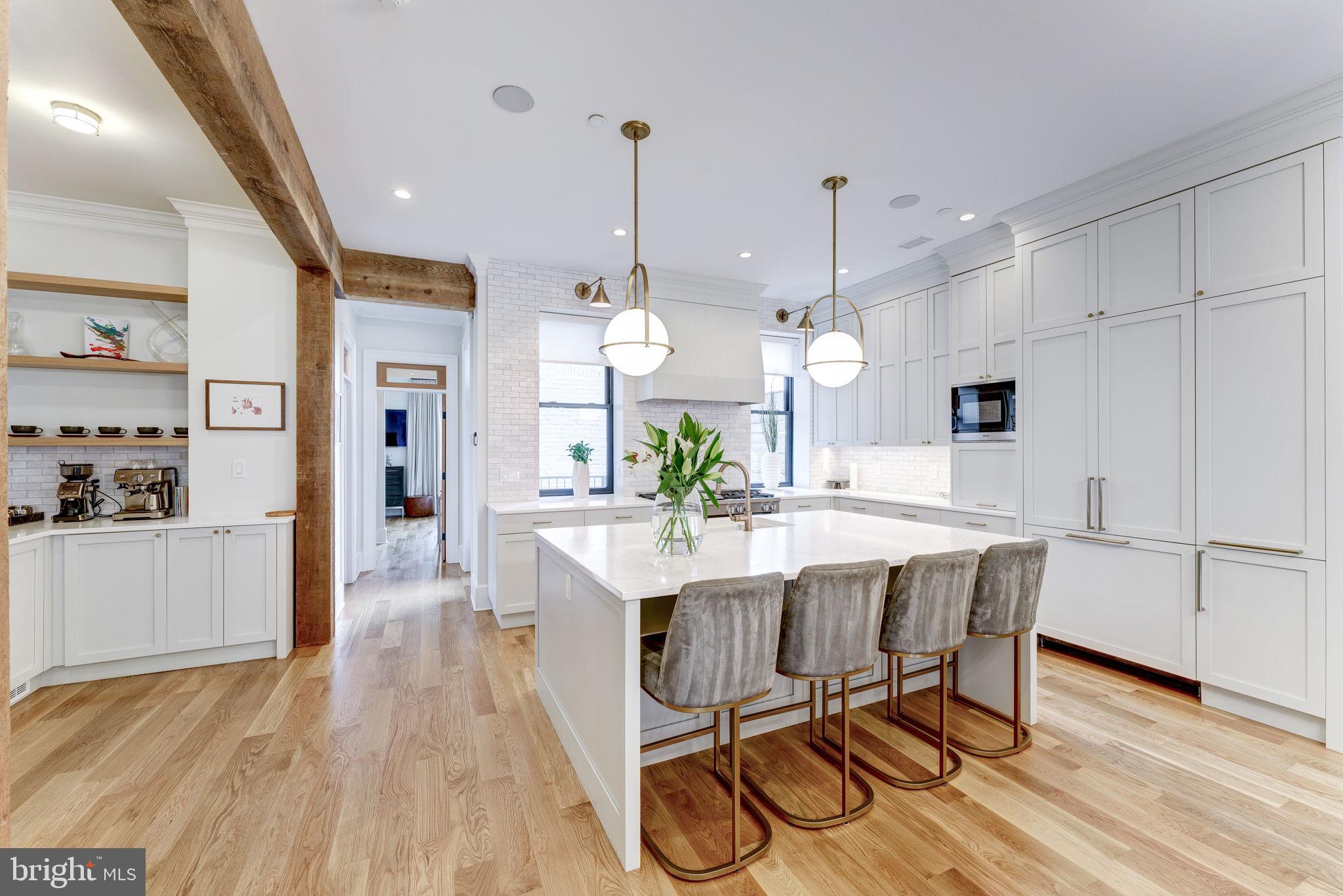 LOGAN CIRCLE - Residential