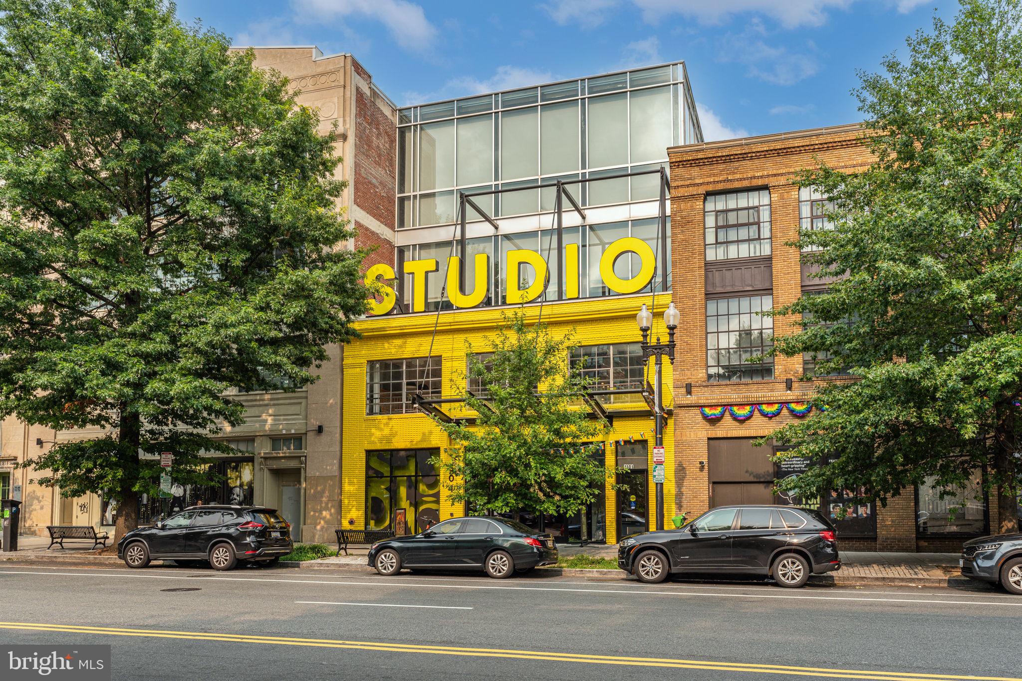 LOGAN CIRCLE - Residential