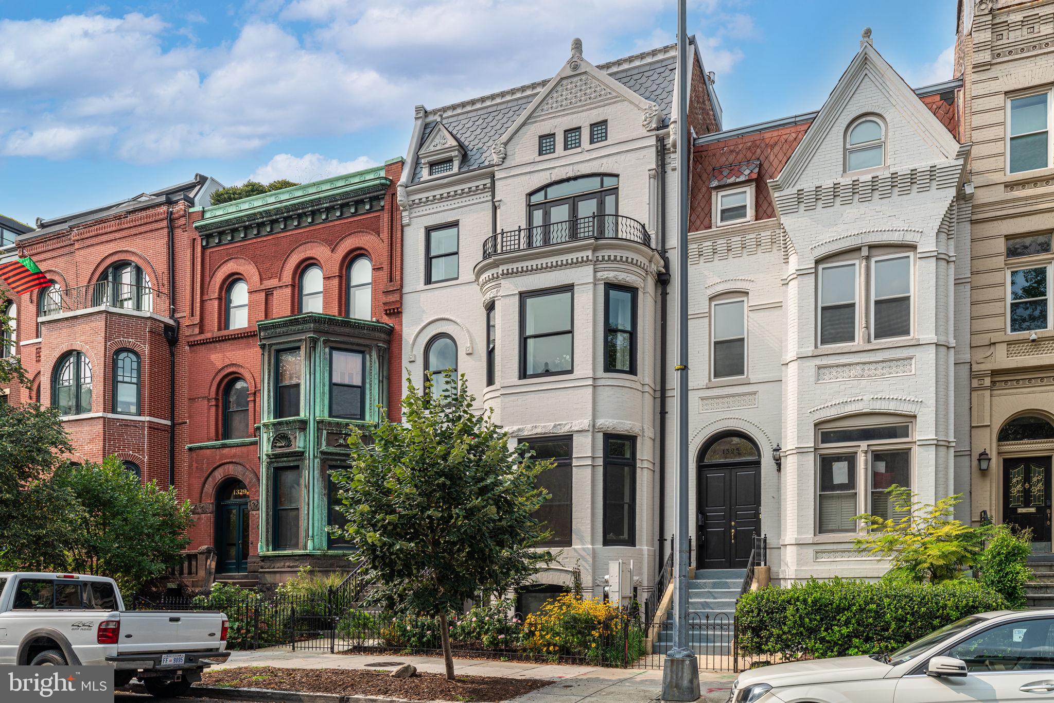 LOGAN CIRCLE - Residential