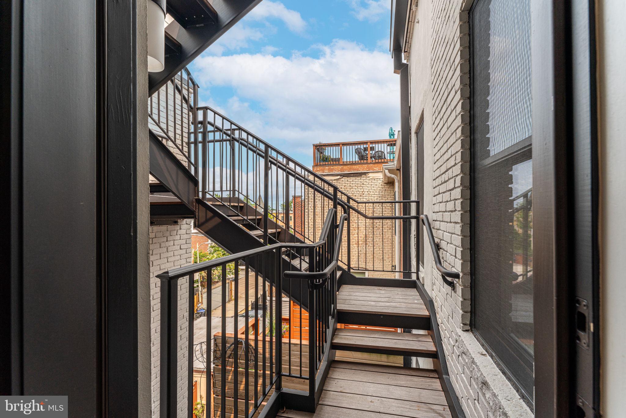 LOGAN CIRCLE - Residential