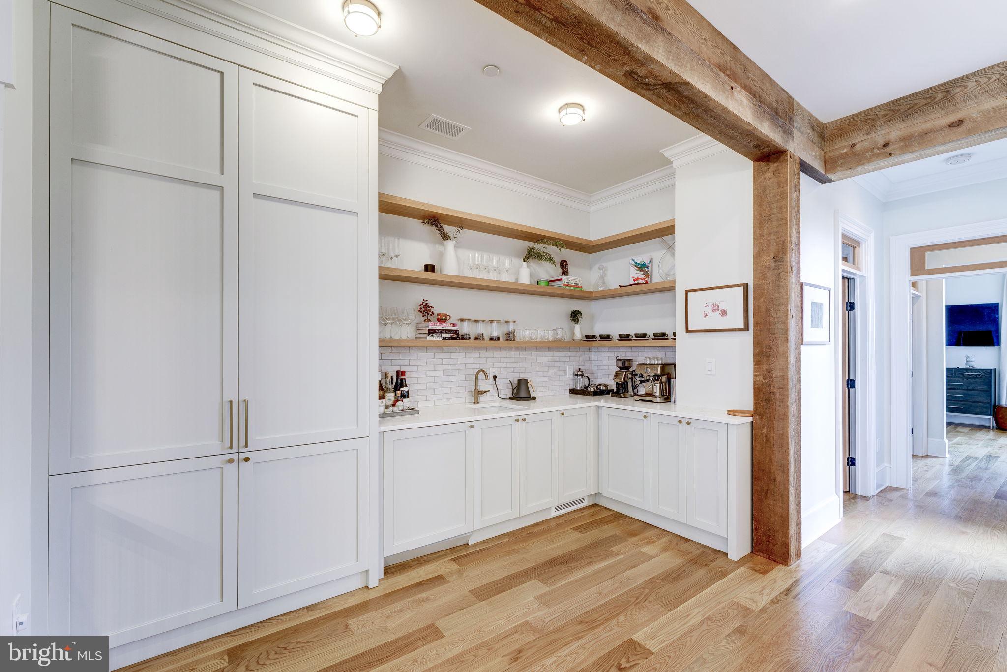 LOGAN CIRCLE - Residential