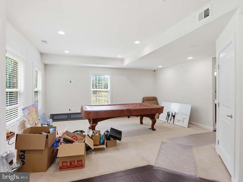 SUBURBAN GREENE - Residential