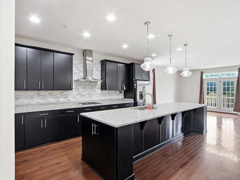 SUBURBAN GREENE - Residential