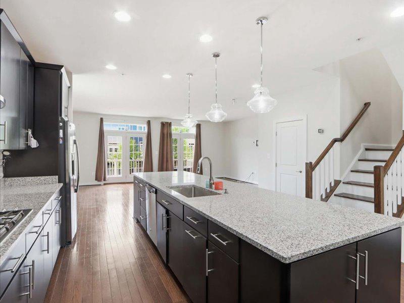 SUBURBAN GREENE - Residential