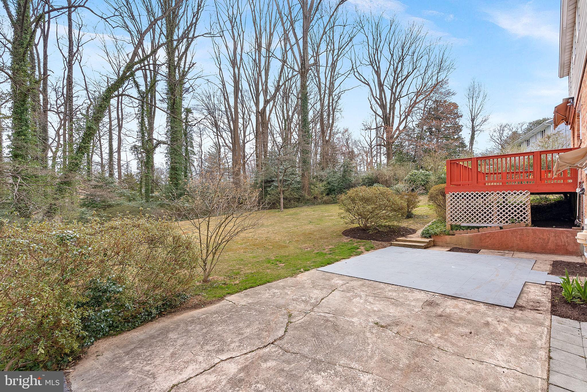 RIDGE MANOR - Residential