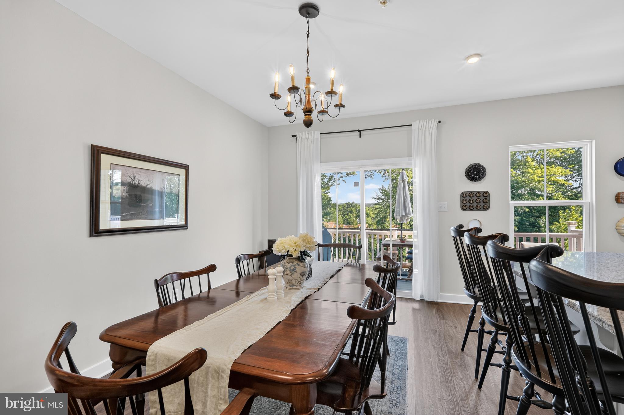 MAPLEVIEW - Residential