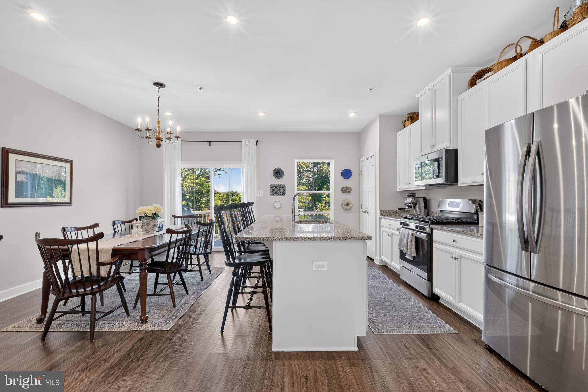 MAPLEVIEW - Residential