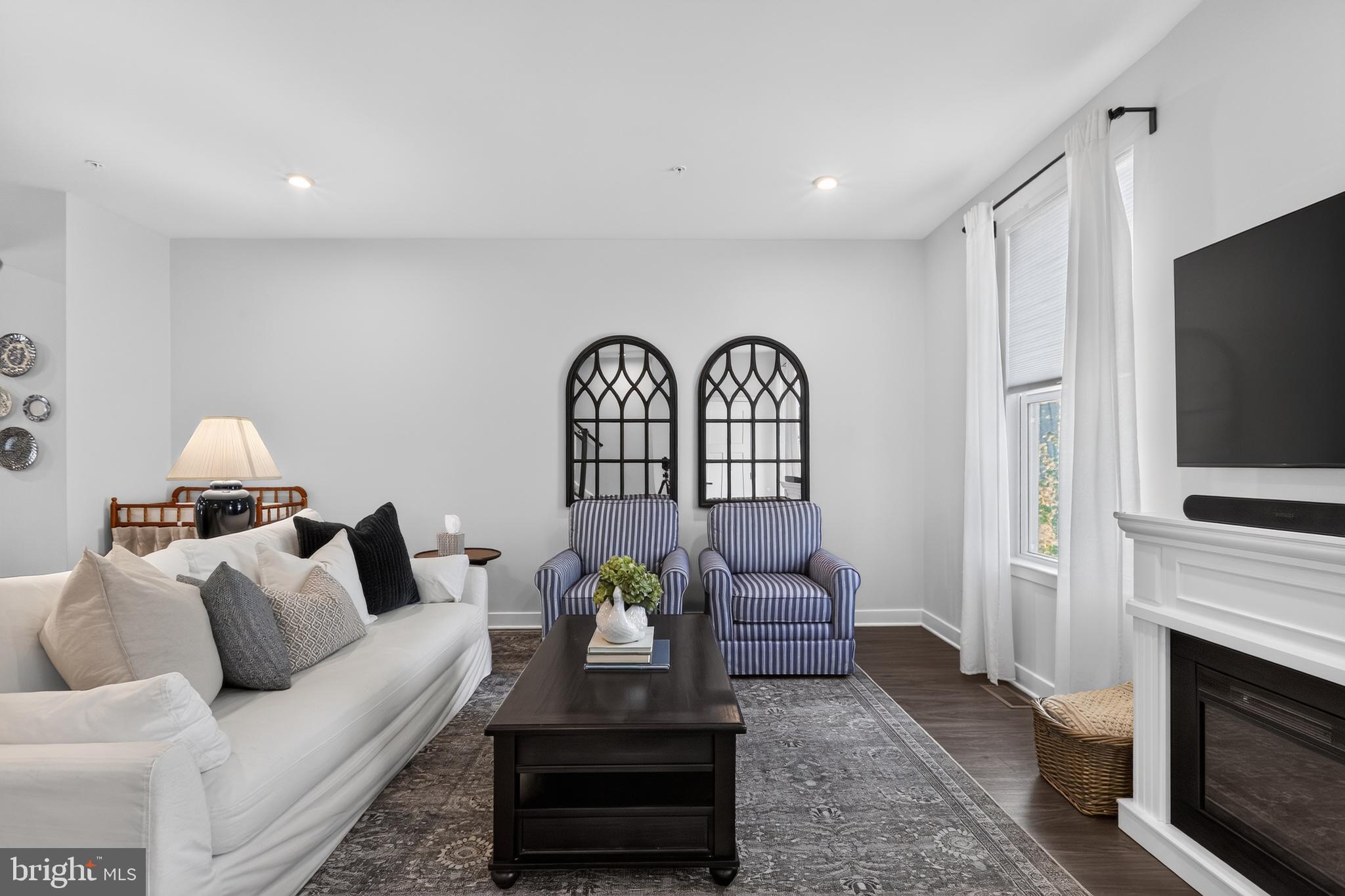 MAPLEVIEW - Residential