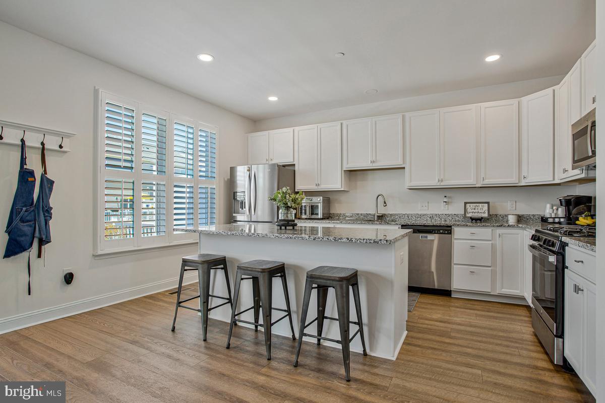 ELLENDALE - Residential