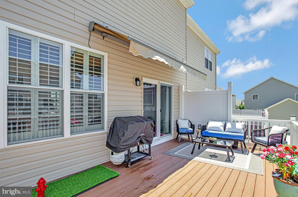 ELLENDALE - Residential
