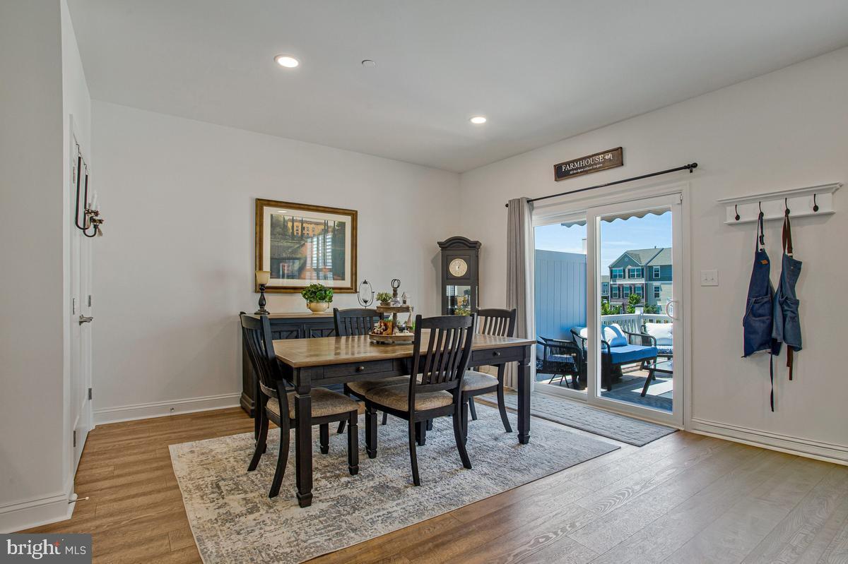 ELLENDALE - Residential