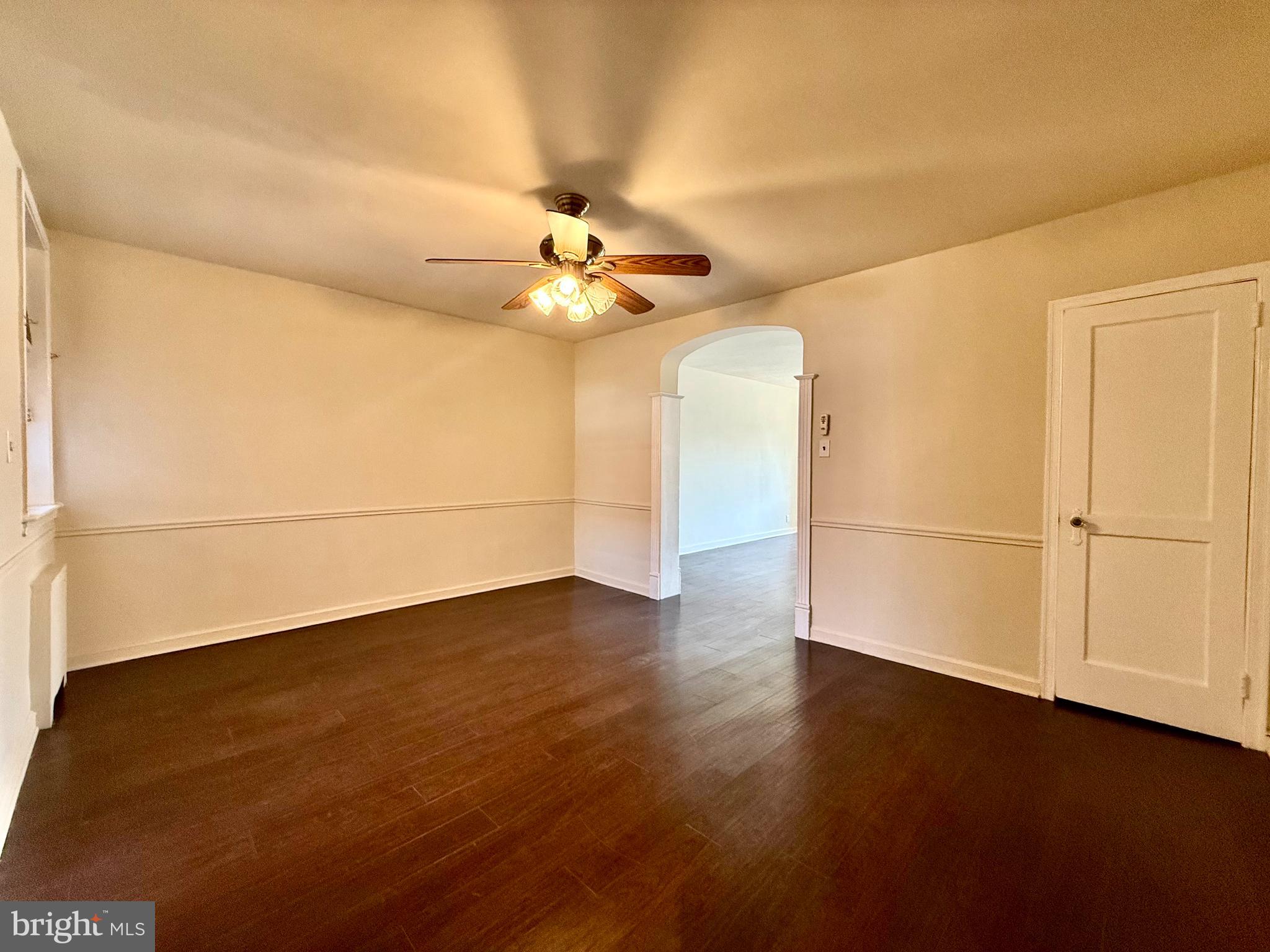 OXFORD CIRCLE - Residential