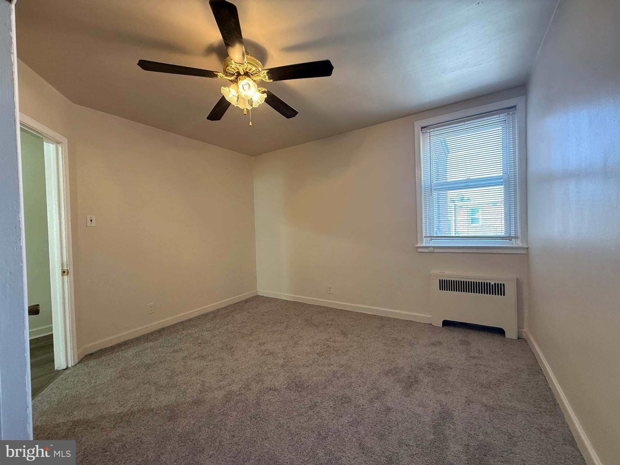 OXFORD CIRCLE - Residential