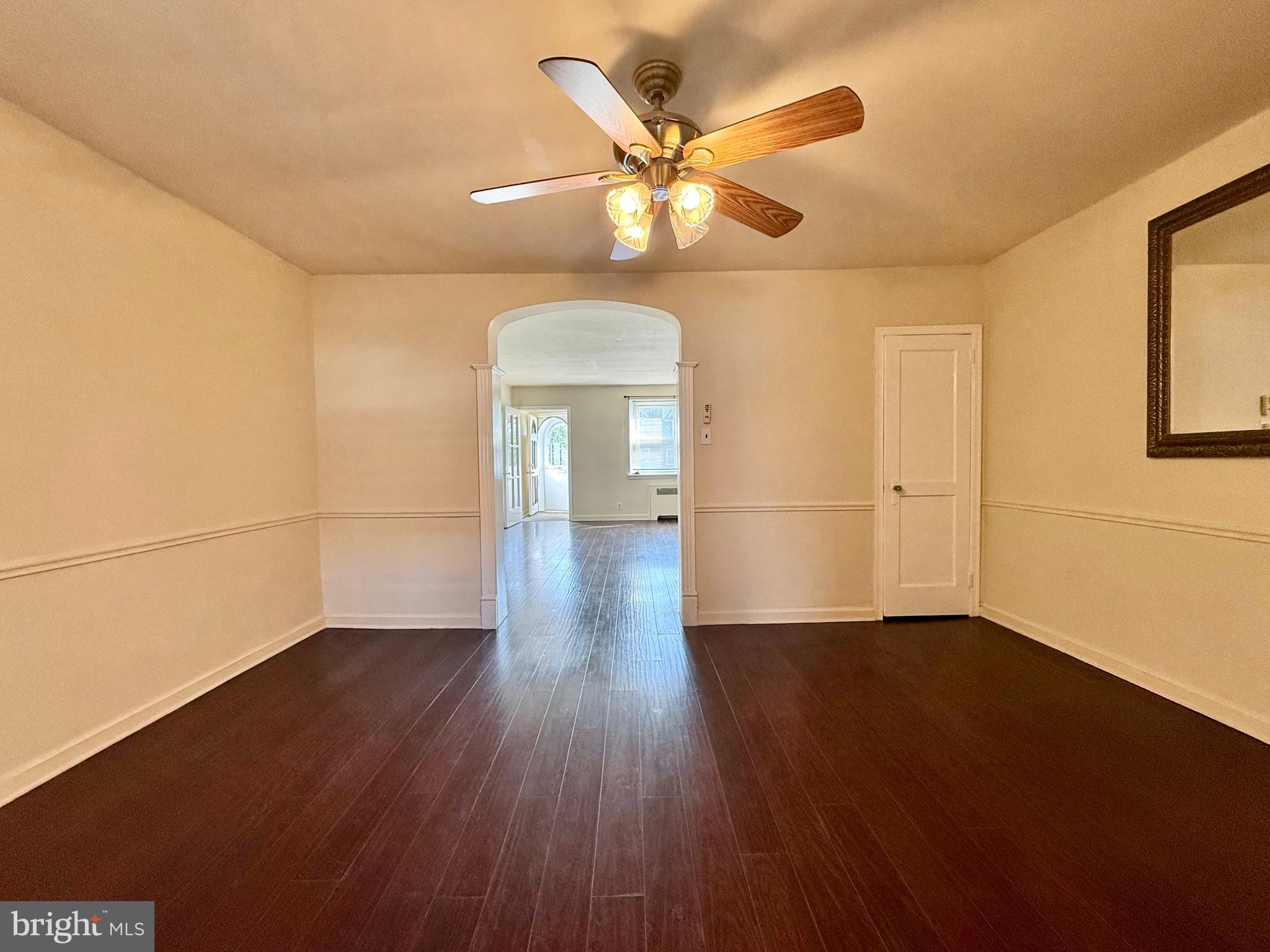 OXFORD CIRCLE - Residential
