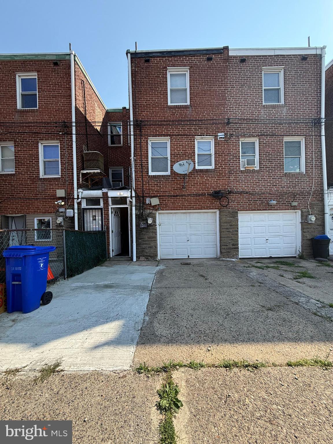 OXFORD CIRCLE - Residential