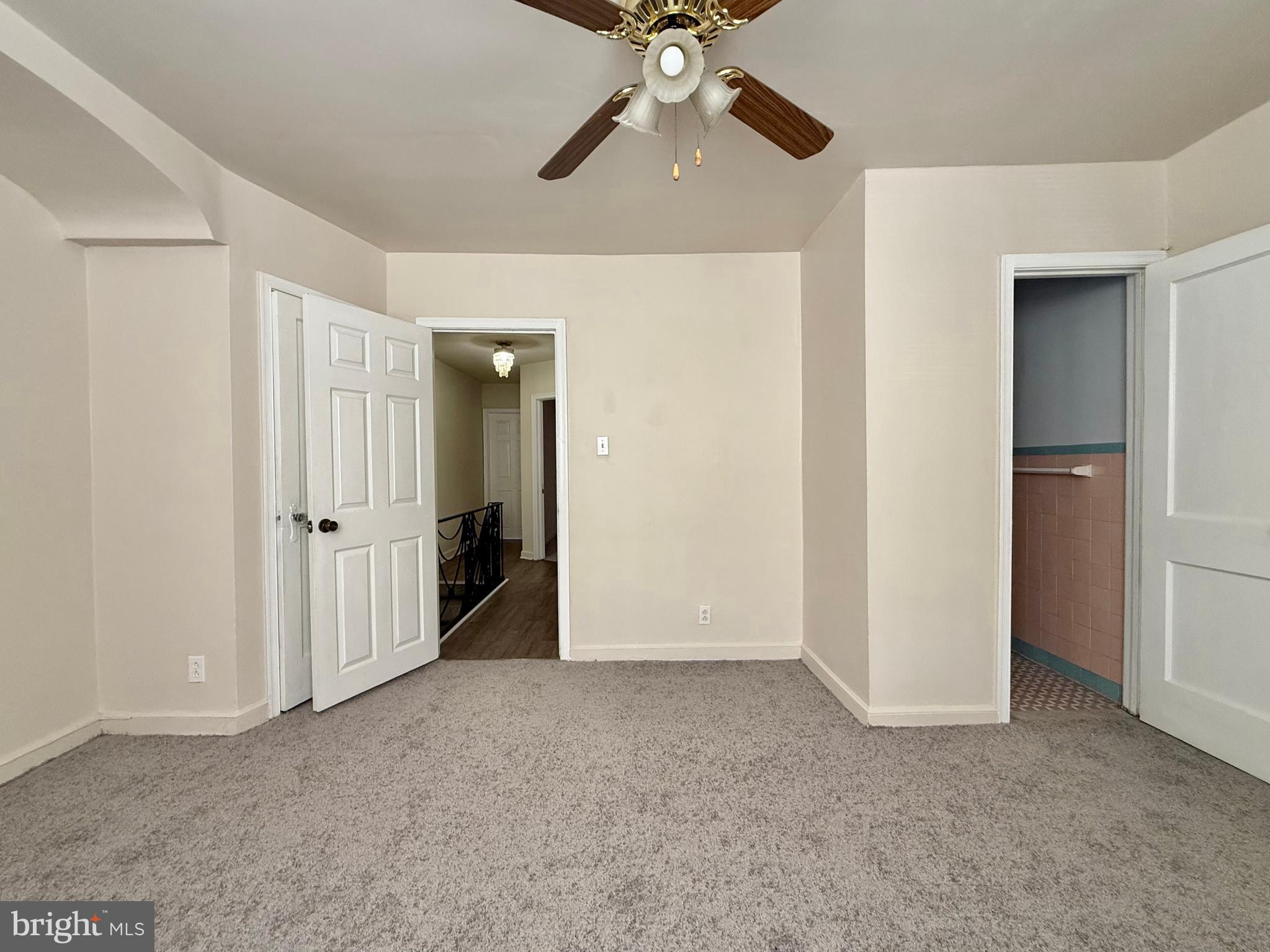 OXFORD CIRCLE - Residential