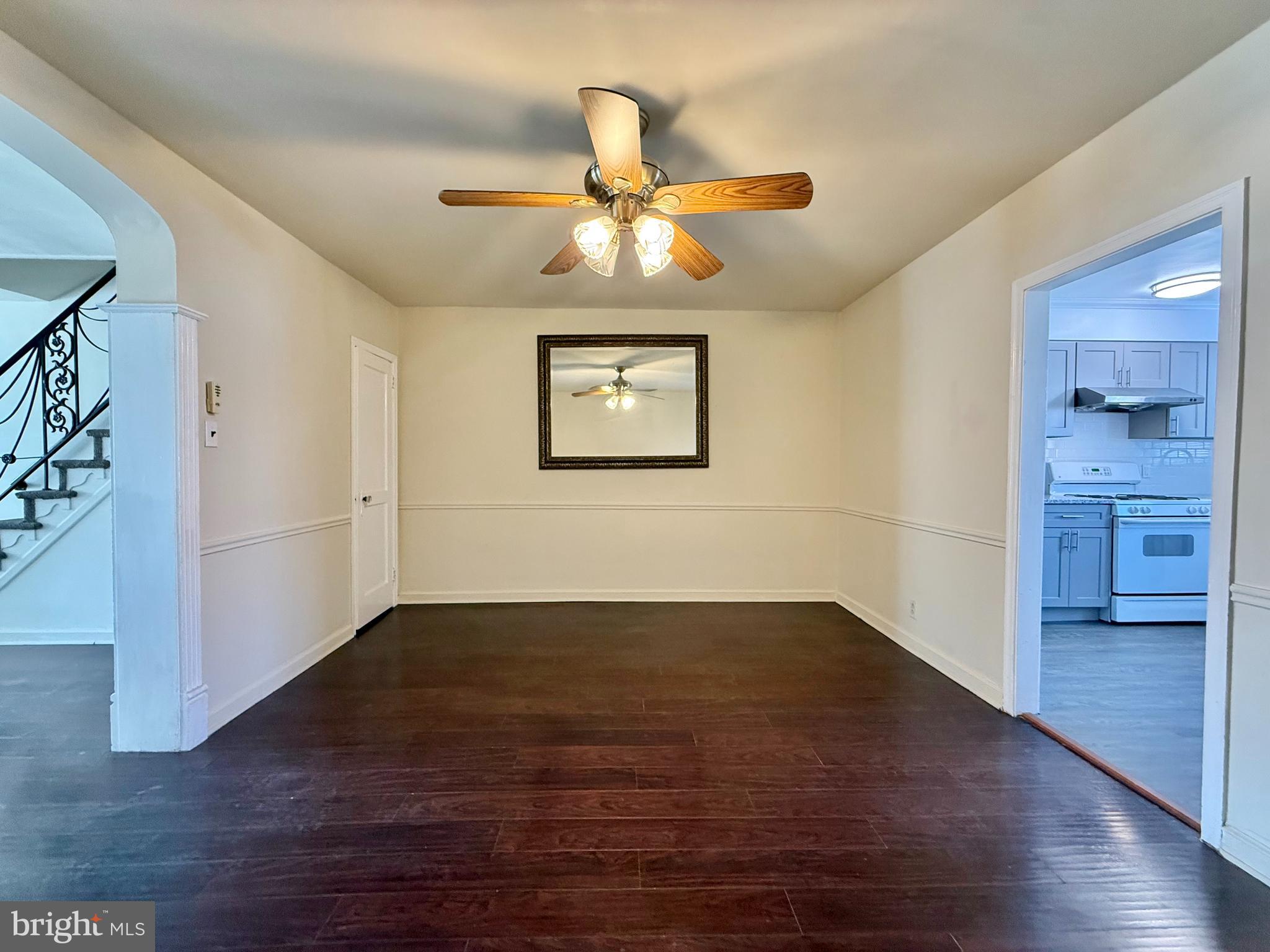 OXFORD CIRCLE - Residential