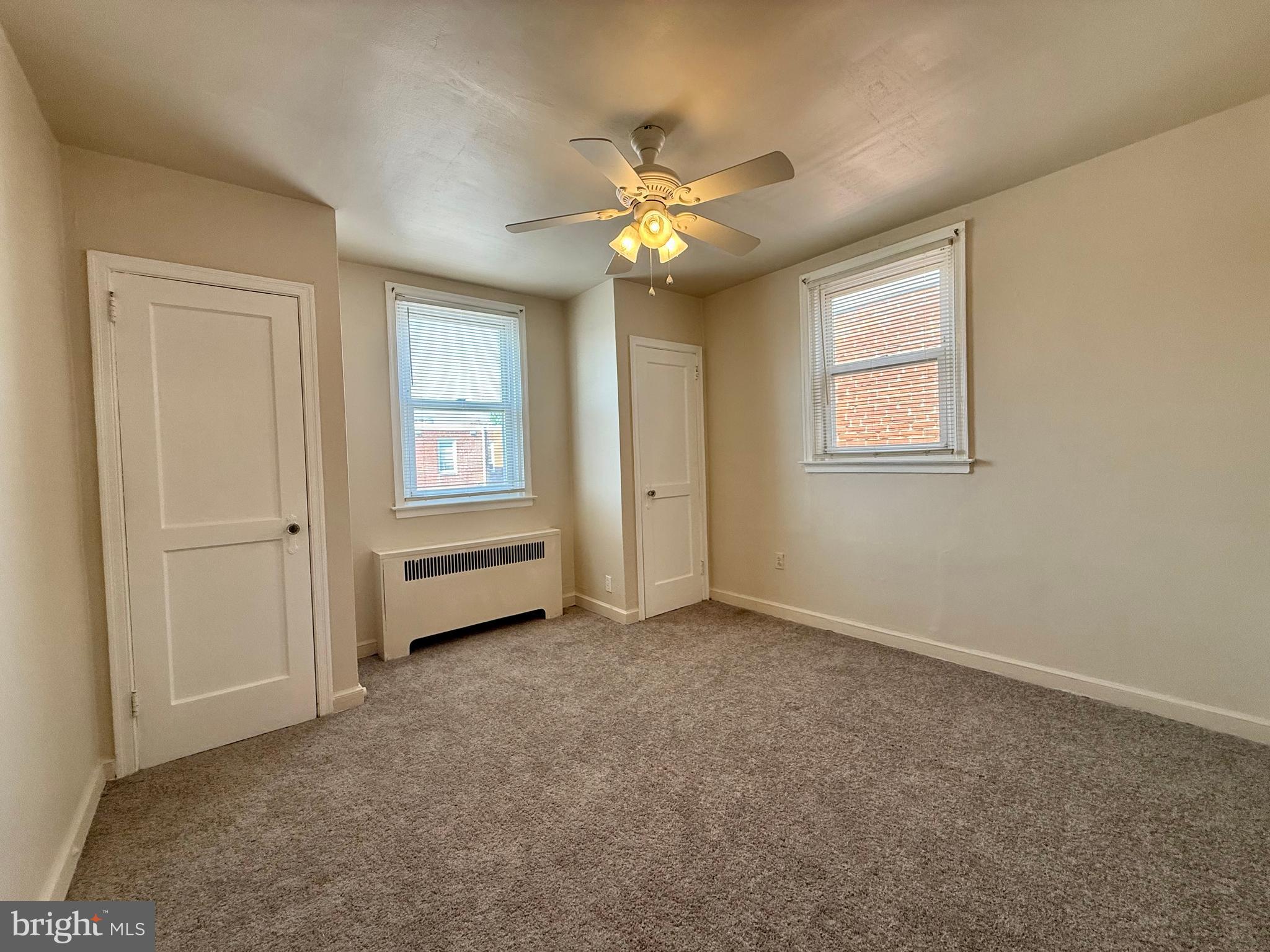 OXFORD CIRCLE - Residential