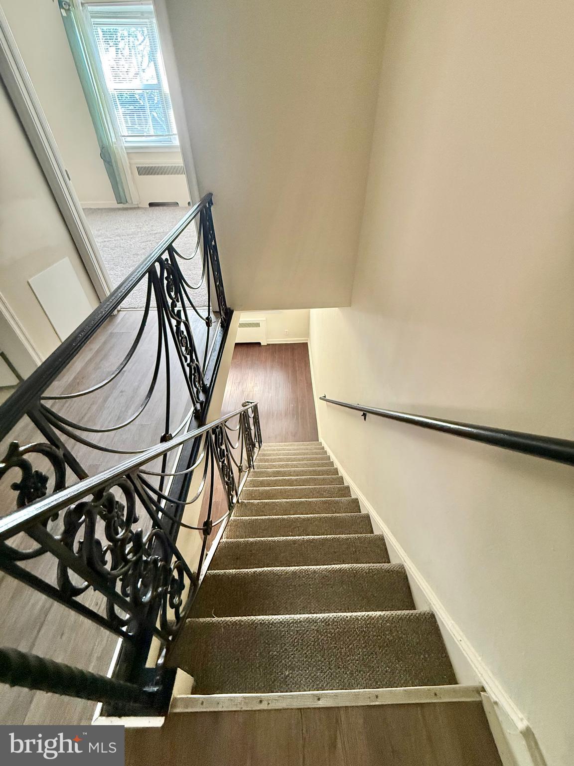 OXFORD CIRCLE - Residential