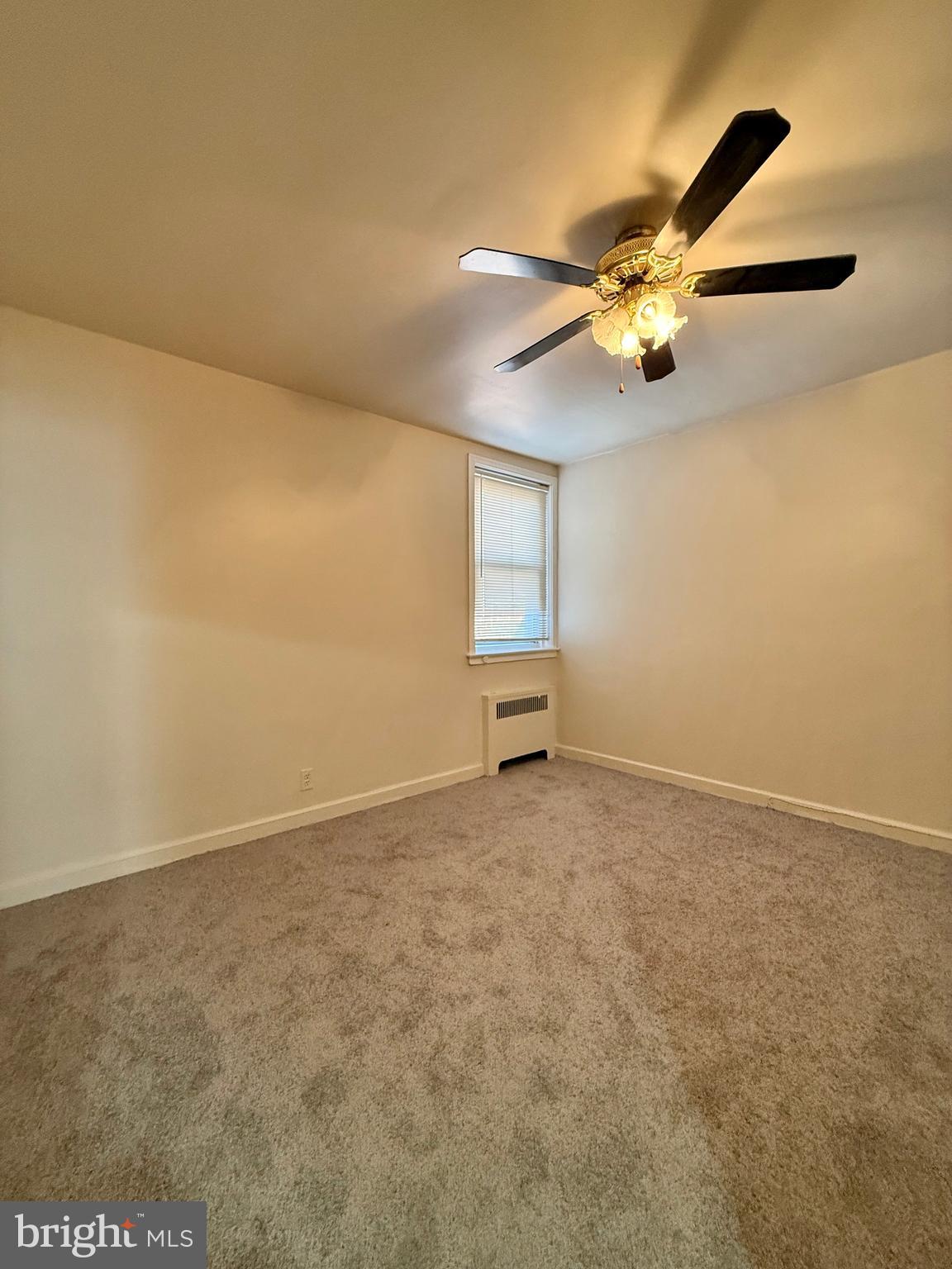 OXFORD CIRCLE - Residential