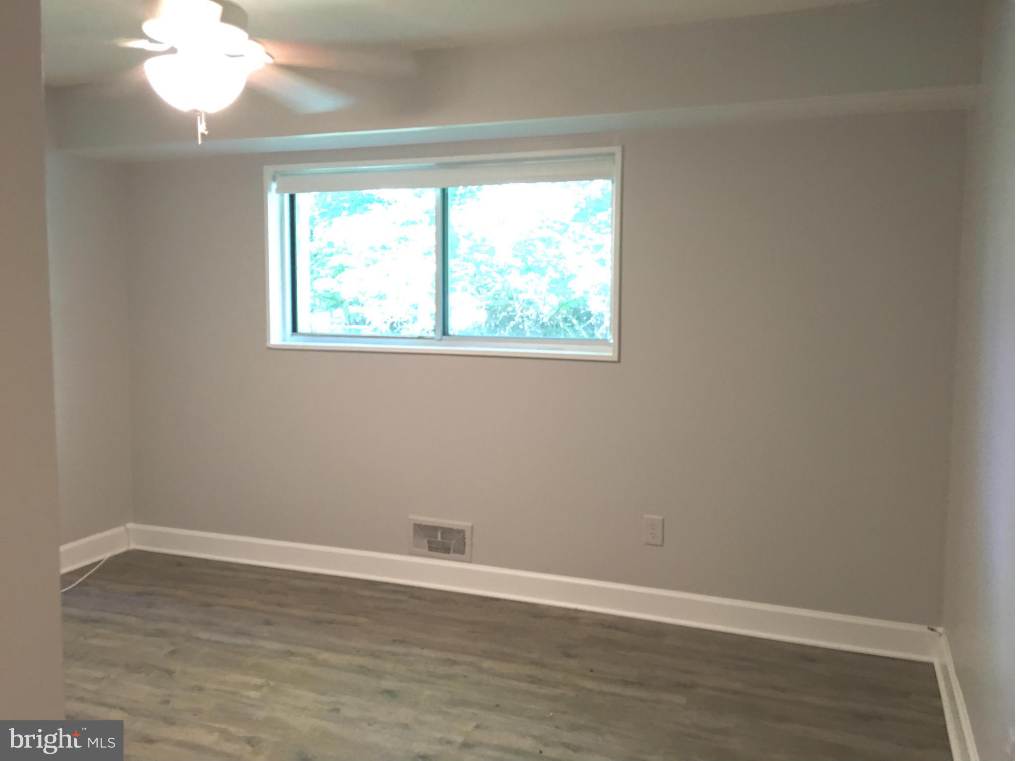 PARKSIDE CONDOMINIUMS - Residential Lease