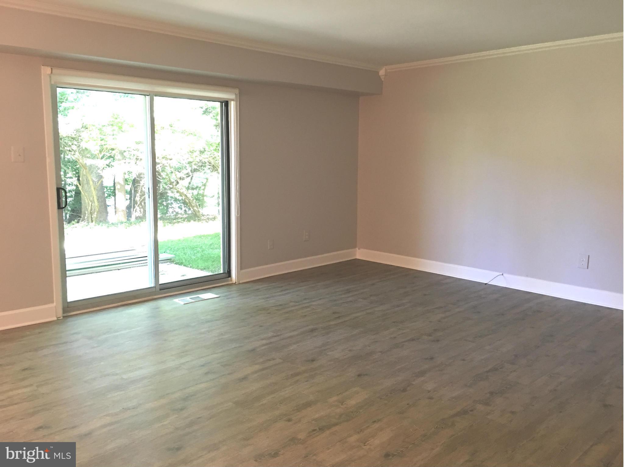 PARKSIDE CONDOMINIUMS - Residential Lease