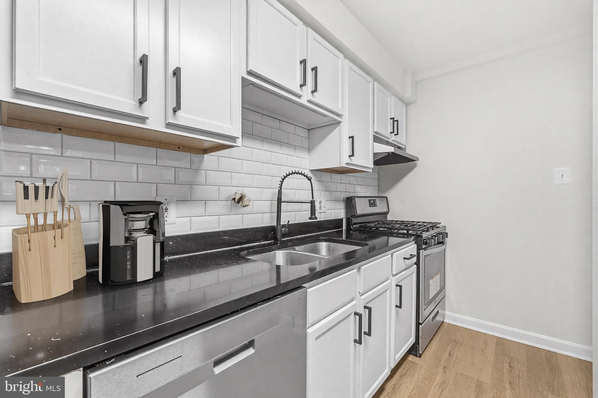 WARRENTON GARDENS - Residential