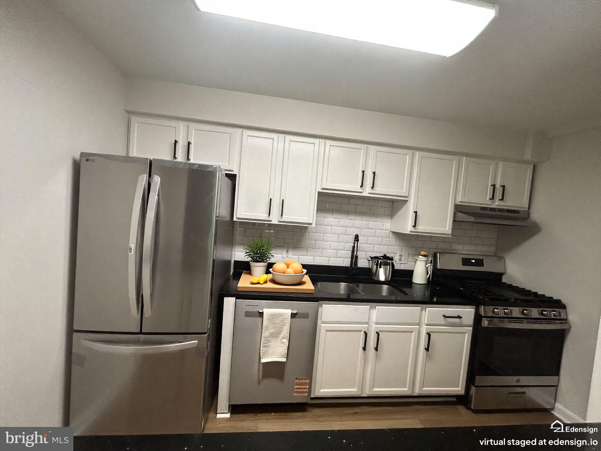 WARRENTON GARDENS - Residential
