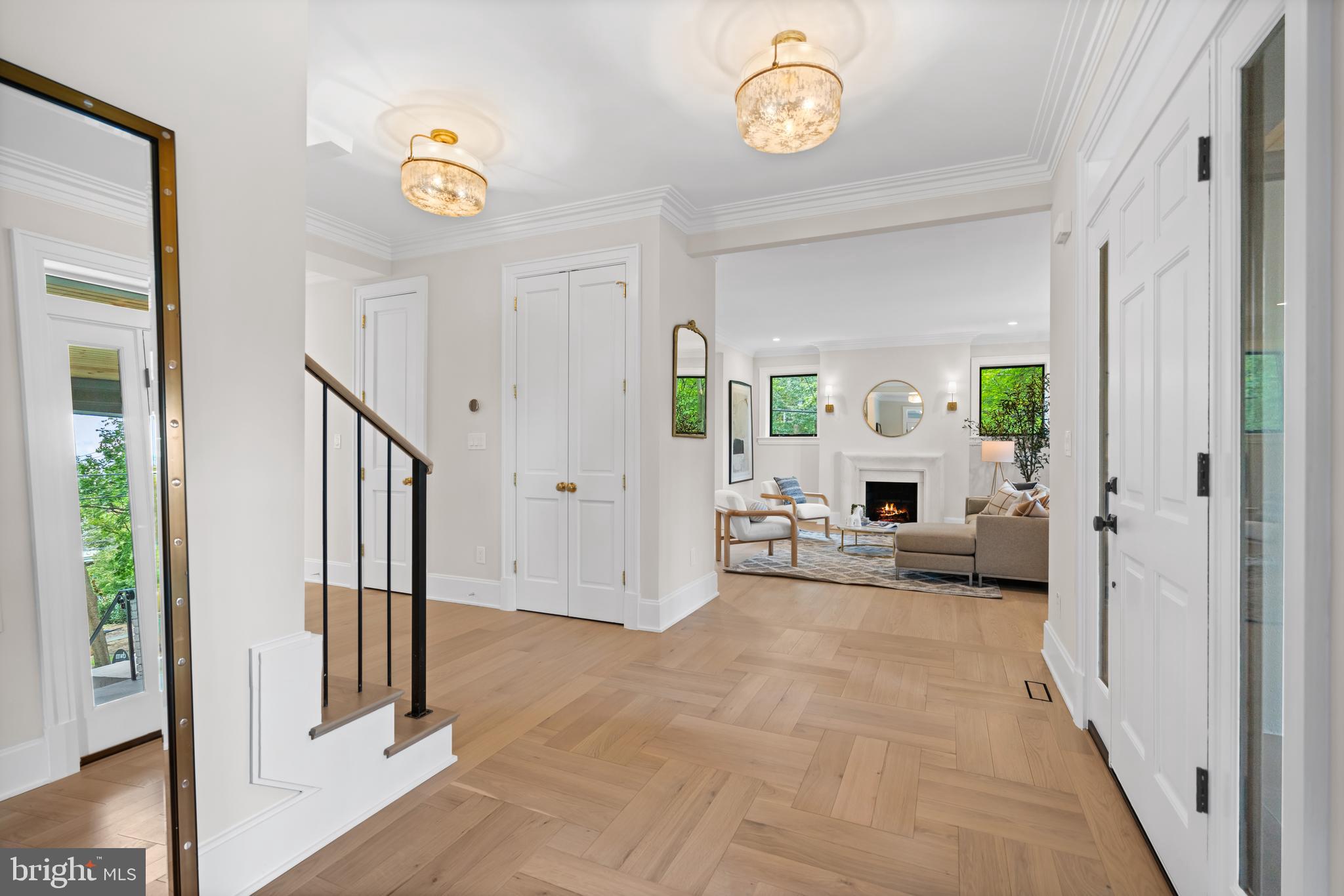 CHEVY CHASE - Residential
