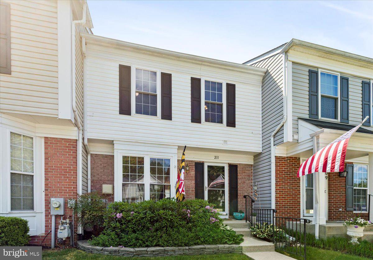 SOUTH RIVER COLONY - Residential