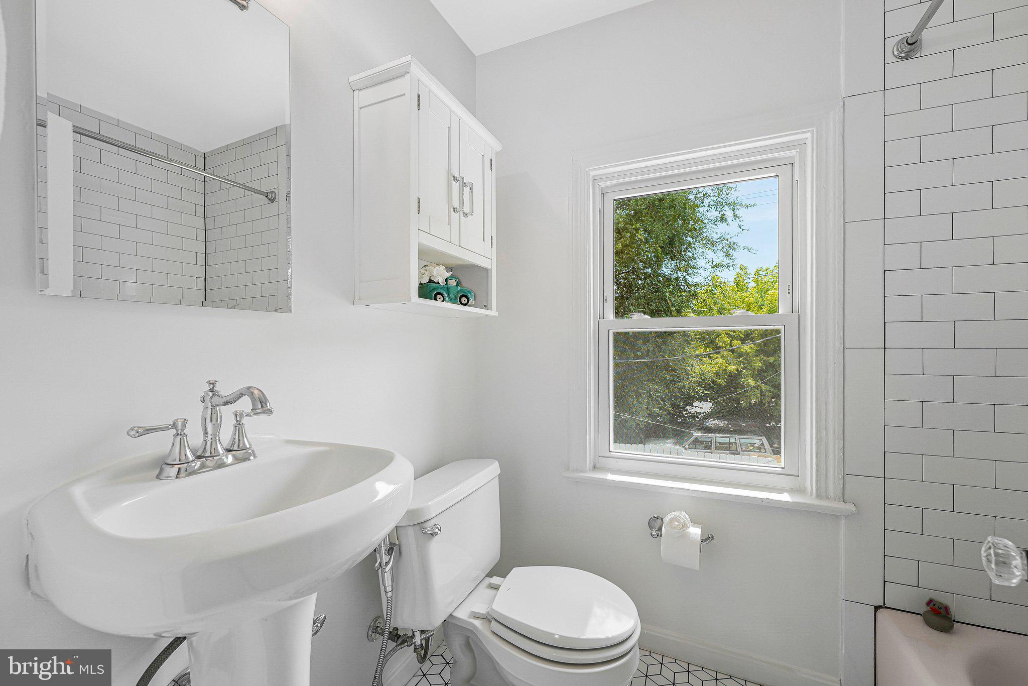 GLEBEWOOD VILLAGE - Residential