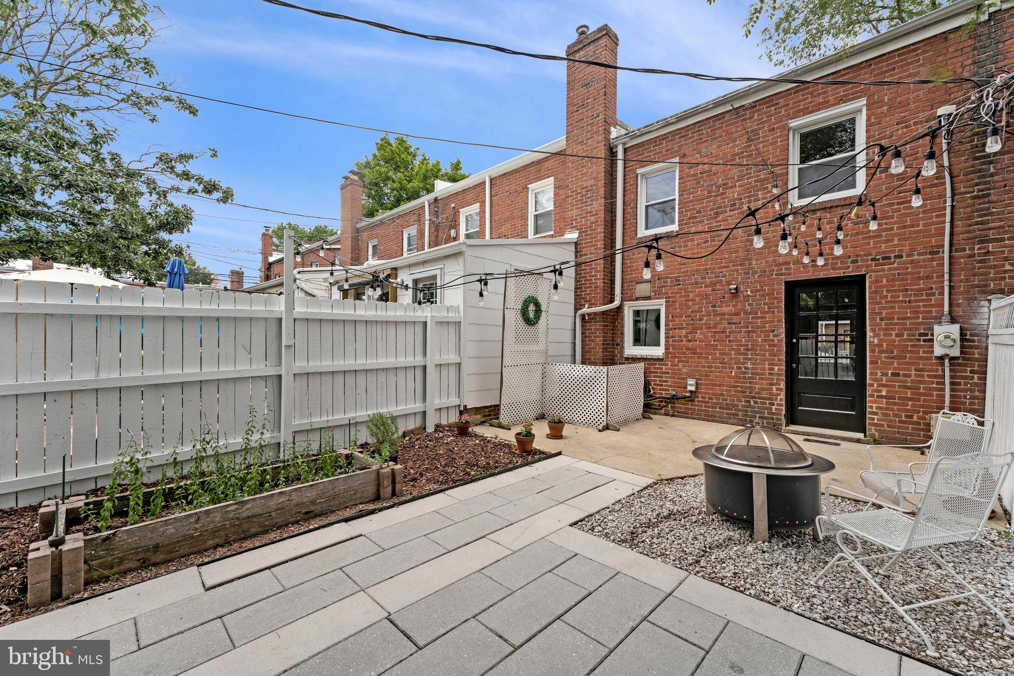 GLEBEWOOD VILLAGE - Residential