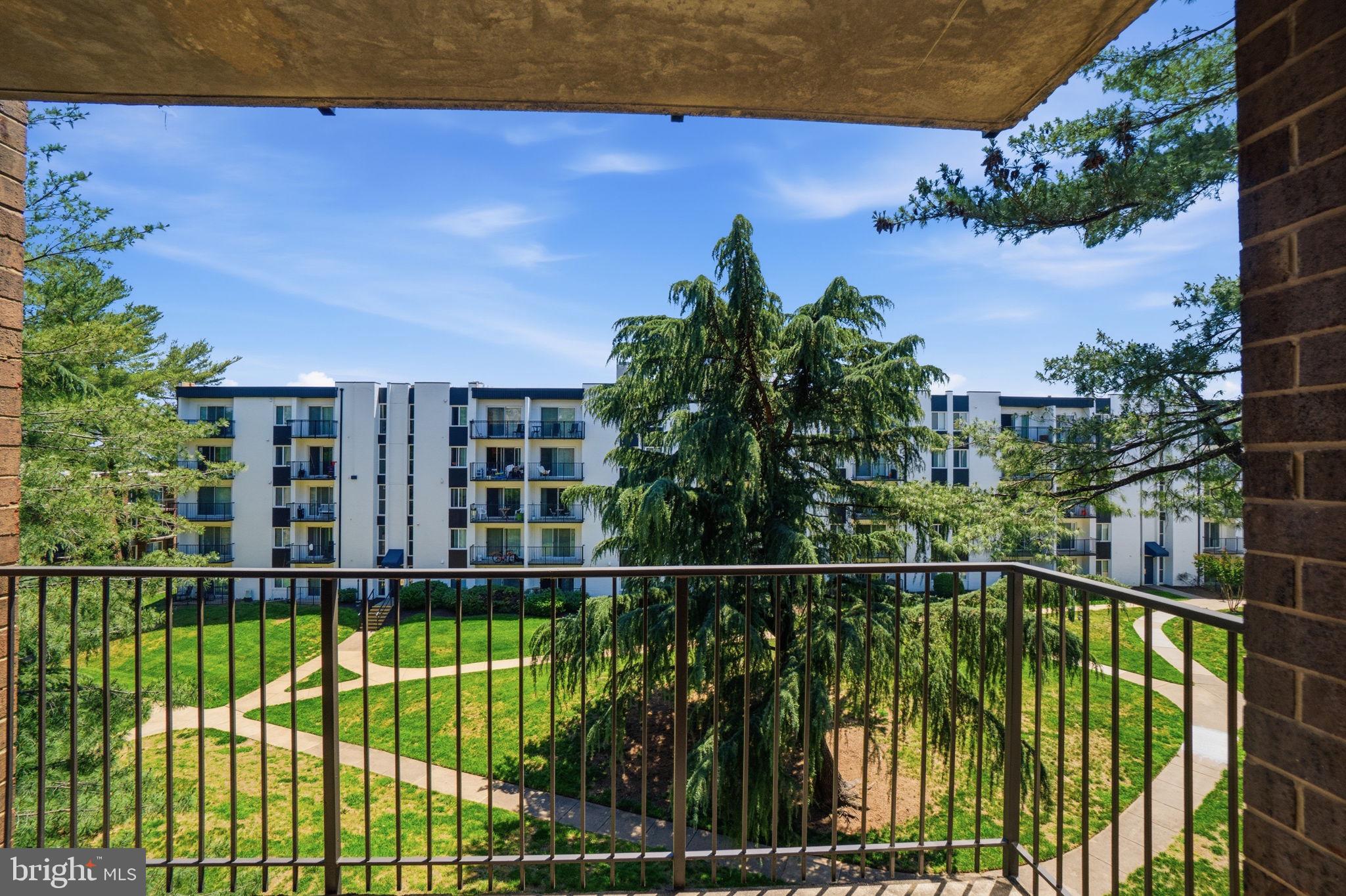 EOS TWENTY-ONE - Residential