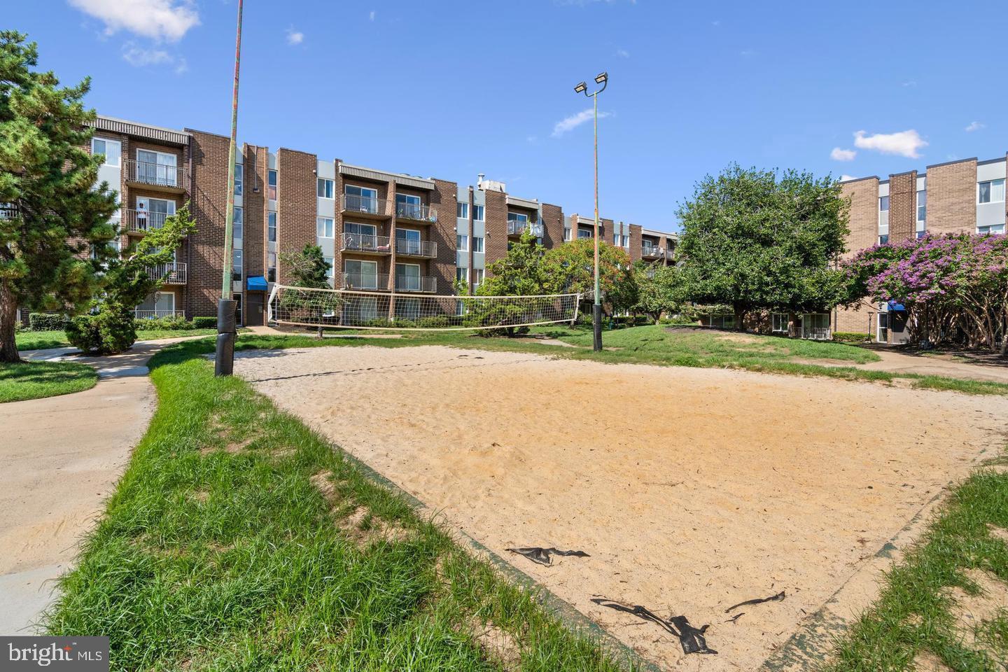 EOS TWENTY-ONE - Residential
