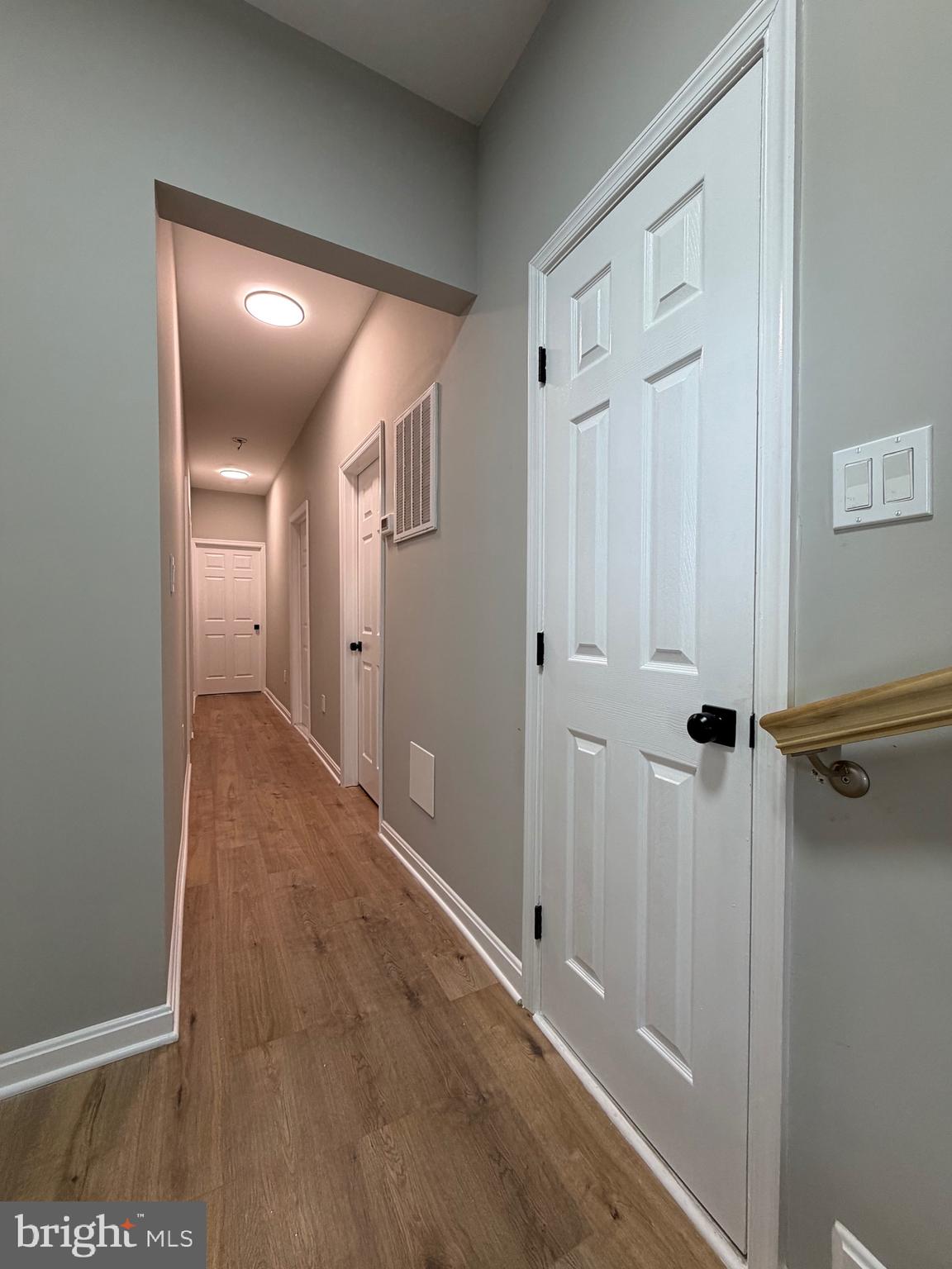 LONG BEACH - Residential