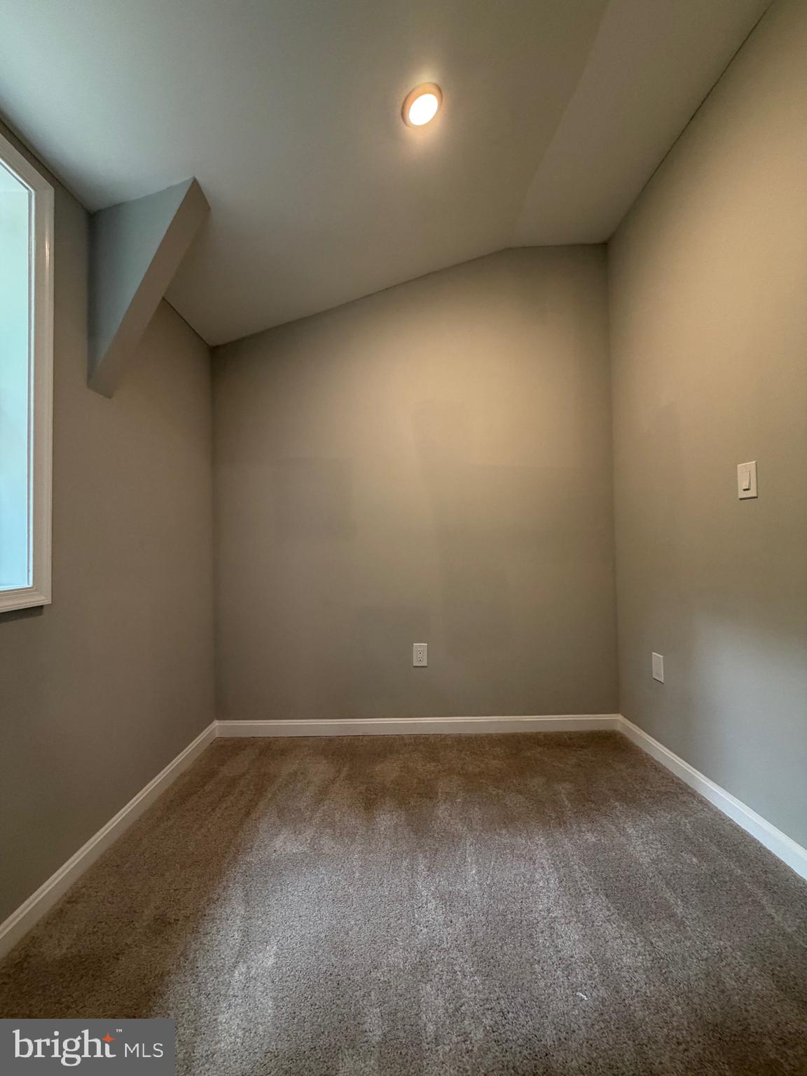LONG BEACH - Residential