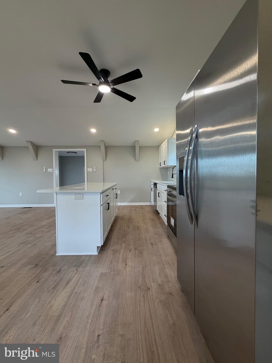 LONG BEACH - Residential
