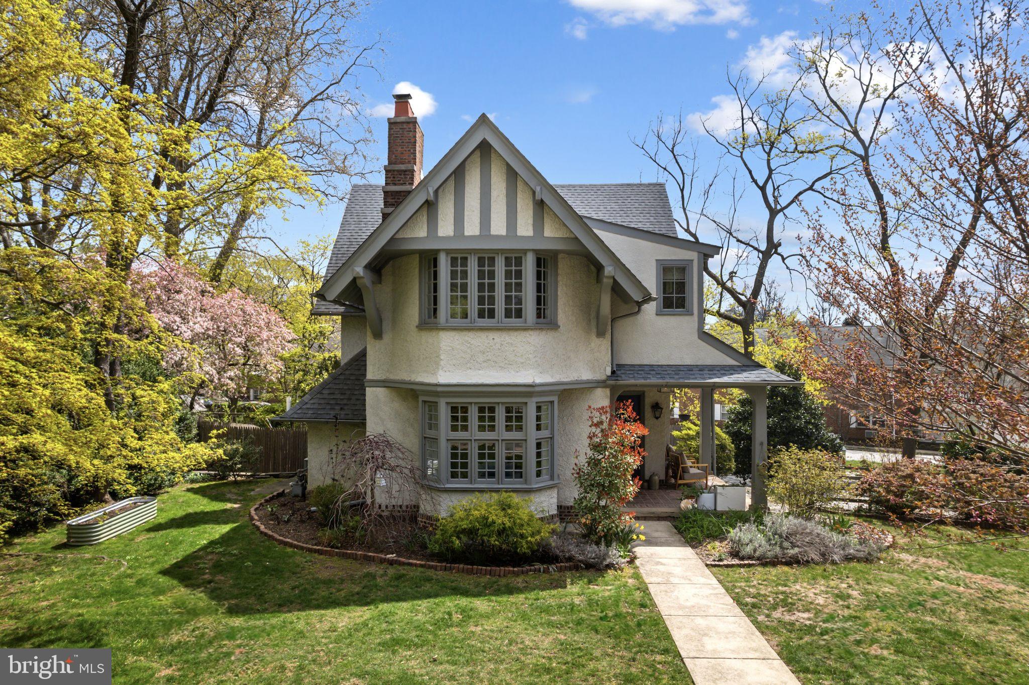 BRYN MAWR - Residential