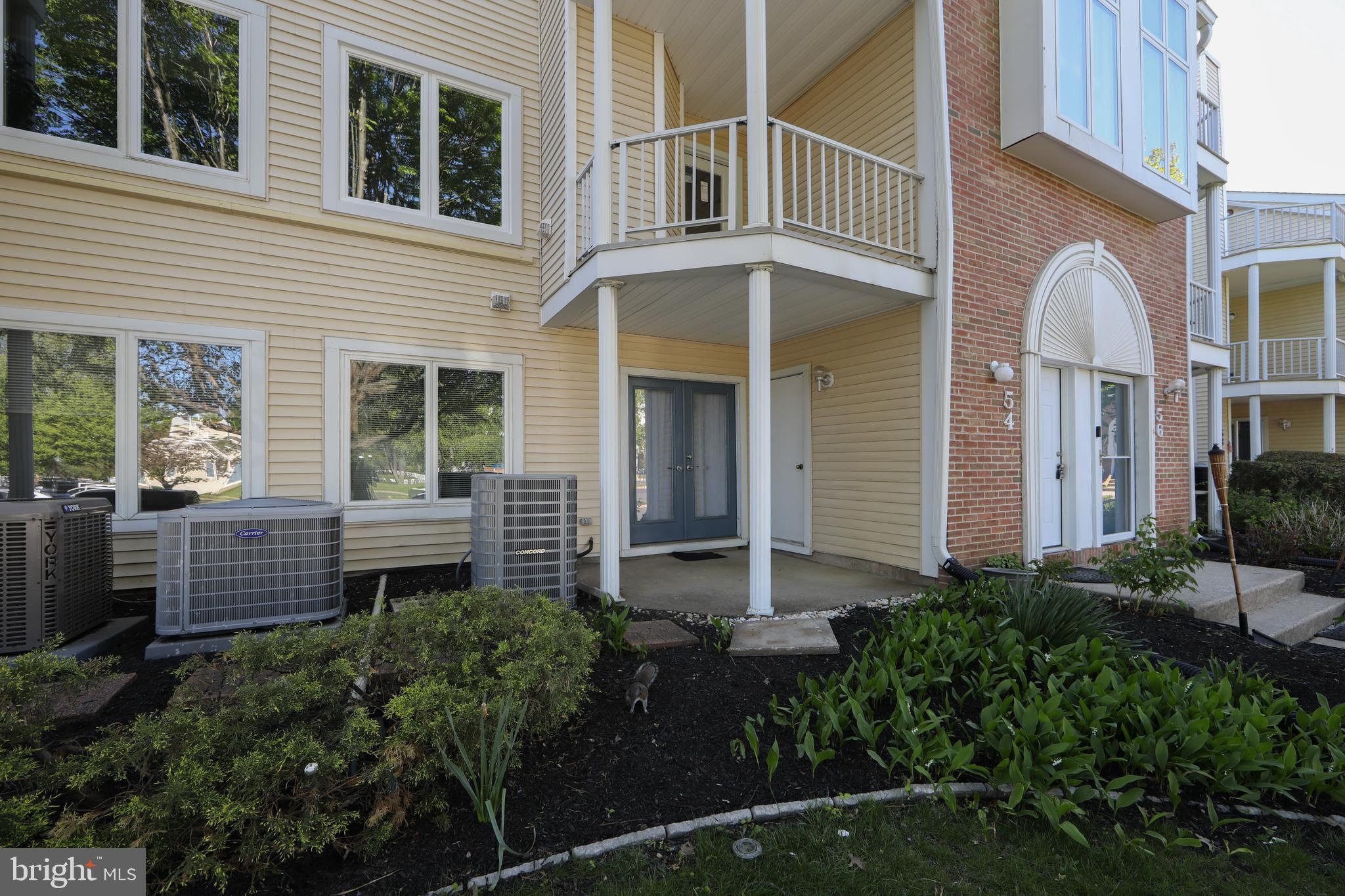 CRESTWOOD CONDO - Residential